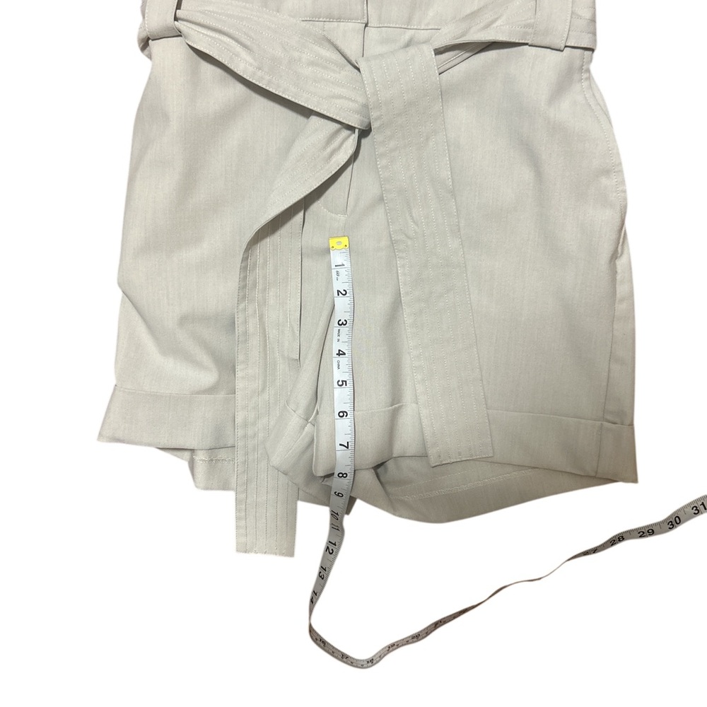 Rachel Zoe Beige High Waist Paper bag Belted Tailored cuffed Shorts | Size 6 - Picture 4 of 6